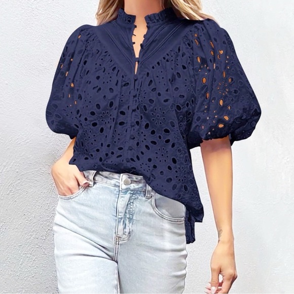 Pretty Garden Eyelet Short Lantern Puffy Sleeve Blouse Navy Blue - Picture 7 of 7